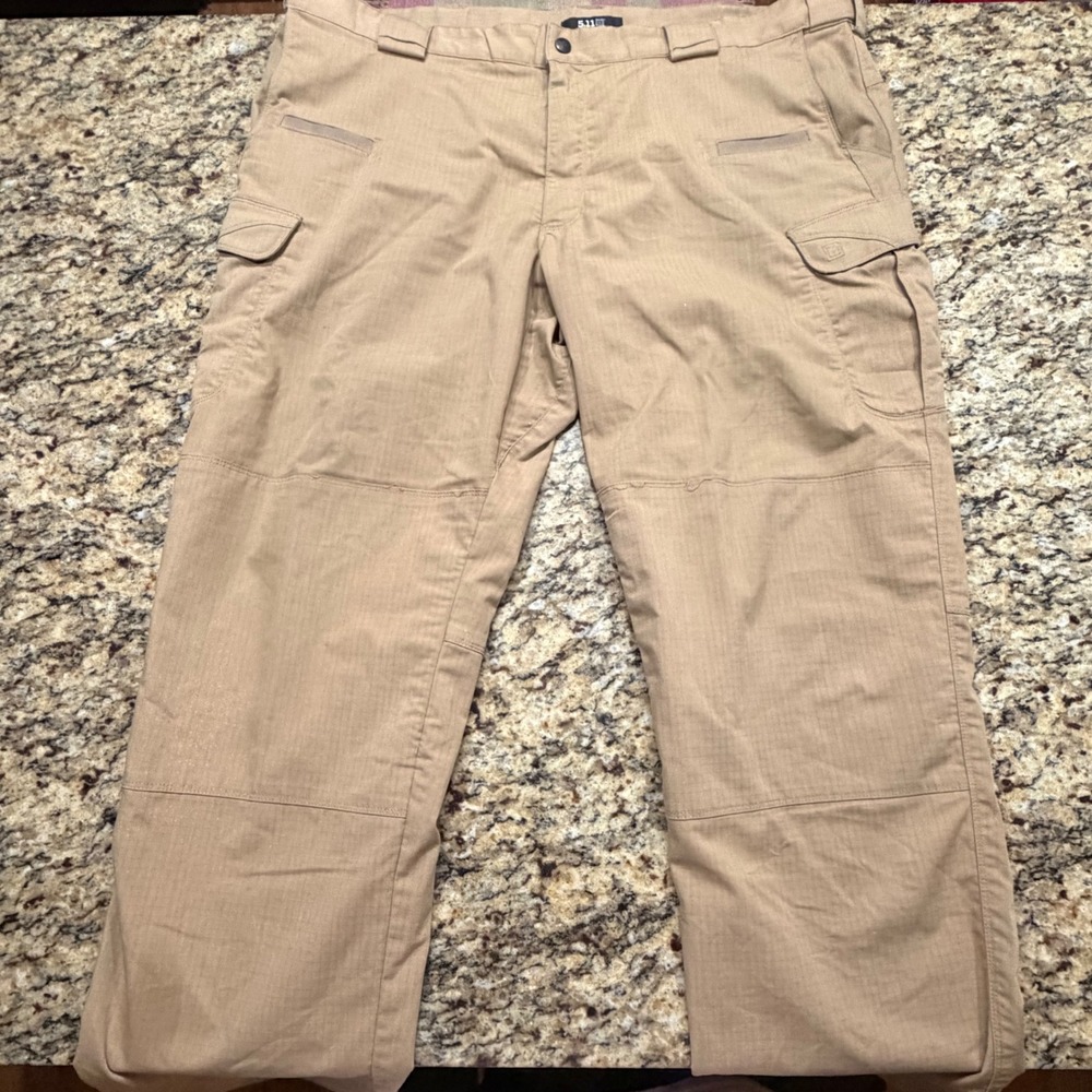 5.11 Tactical Stryke Pants Mens 44x30 Khaki Tan Ripstop Cargo Work Trousers